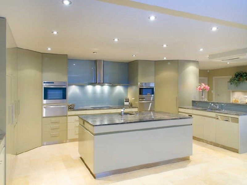 contemporary style kitchen