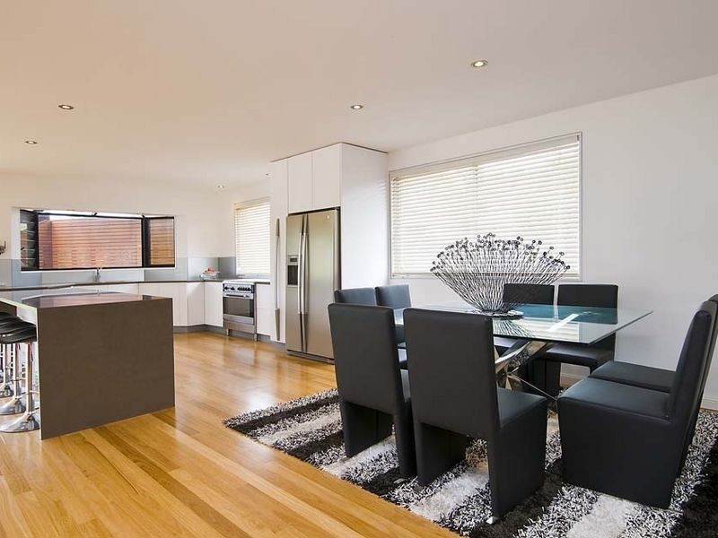 contemporary style kitchen