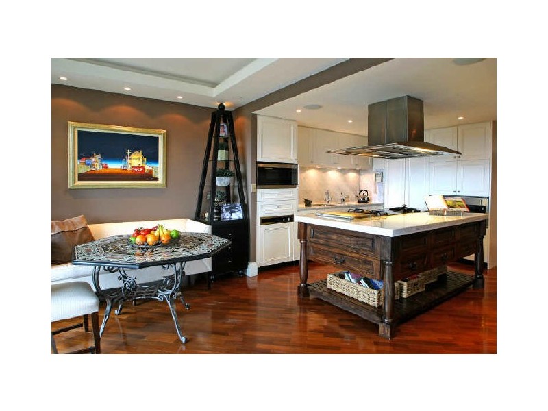 classic style kitchen