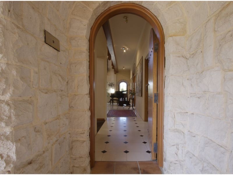 classic style living room