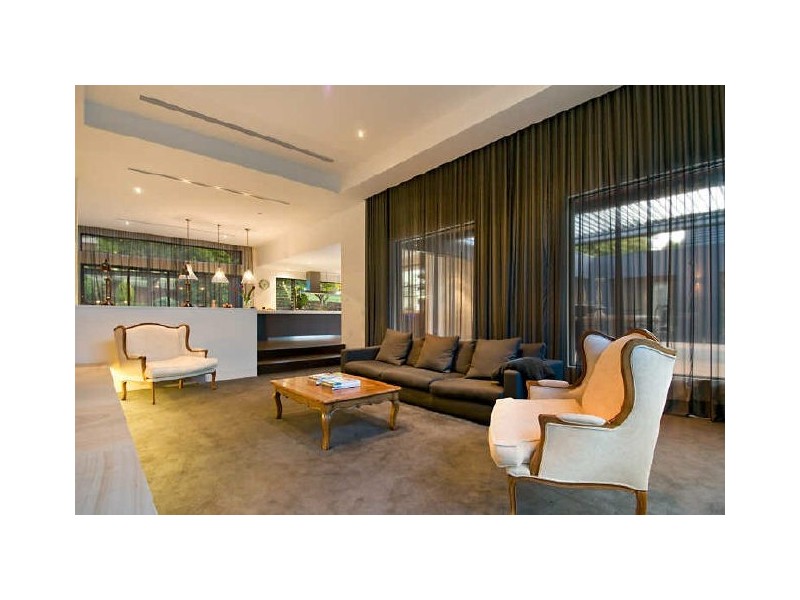 classic style living room