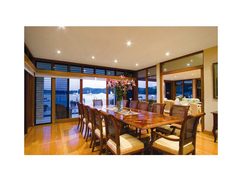 classic style living room