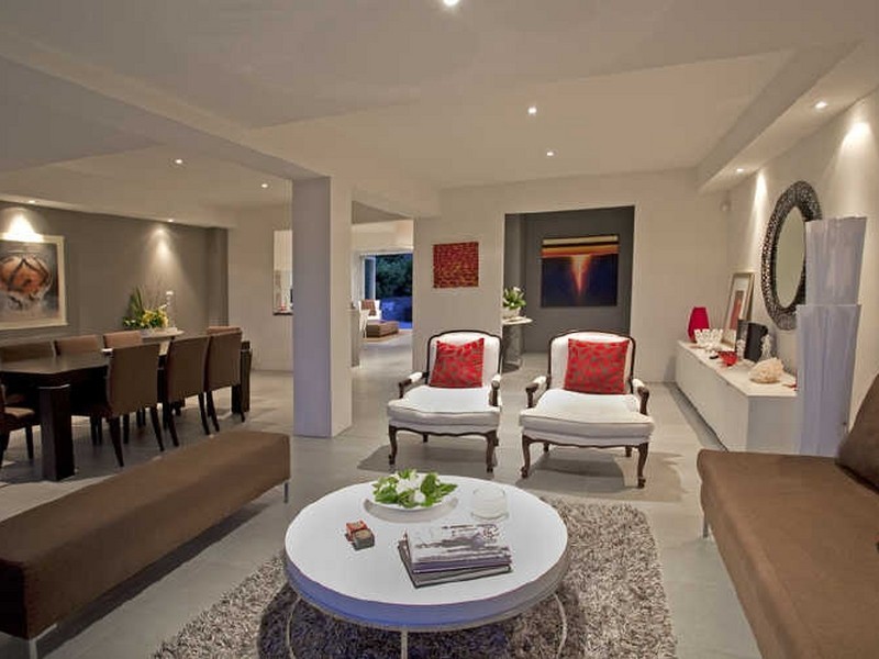 classic style living room