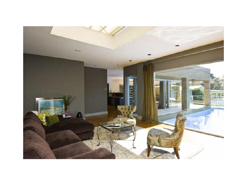 contemporary style living room