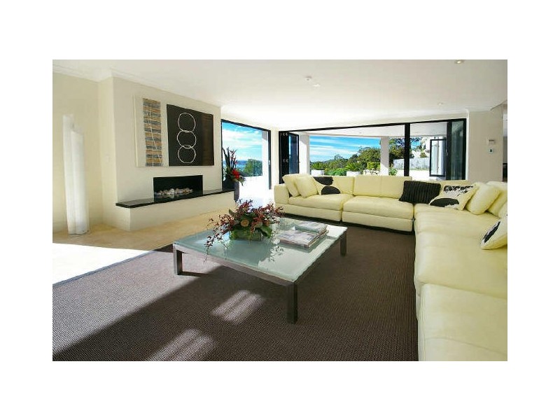 contemporary style living room