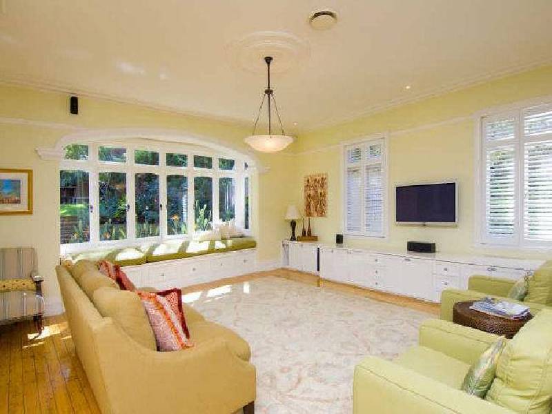 classic style living room