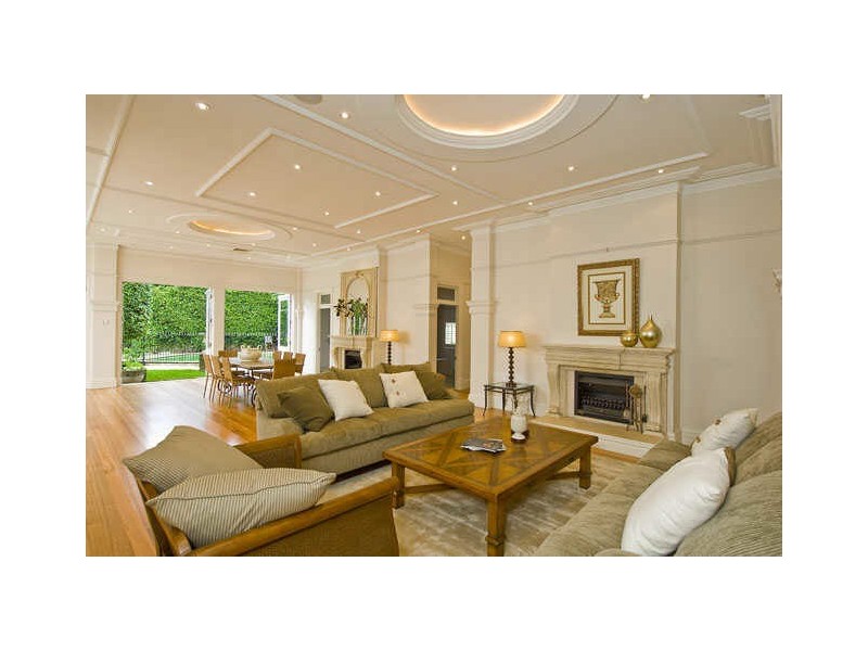 classic style living room