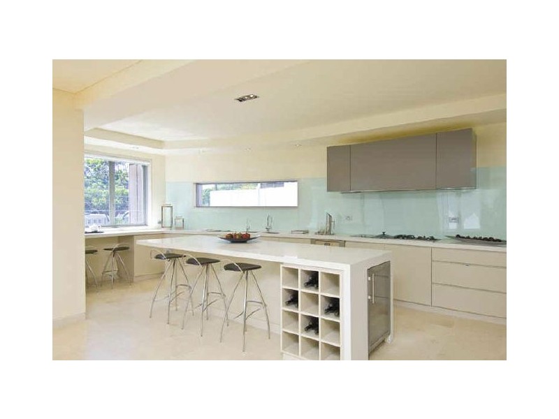 contemporary style kitchen