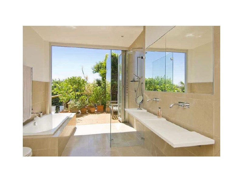contemporary style bathroom