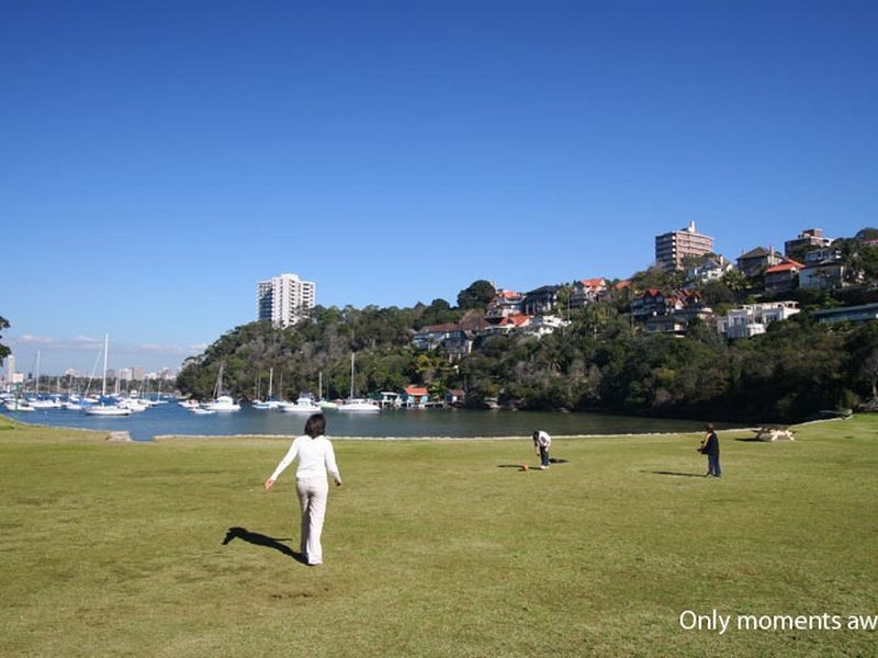 classic style bedroom