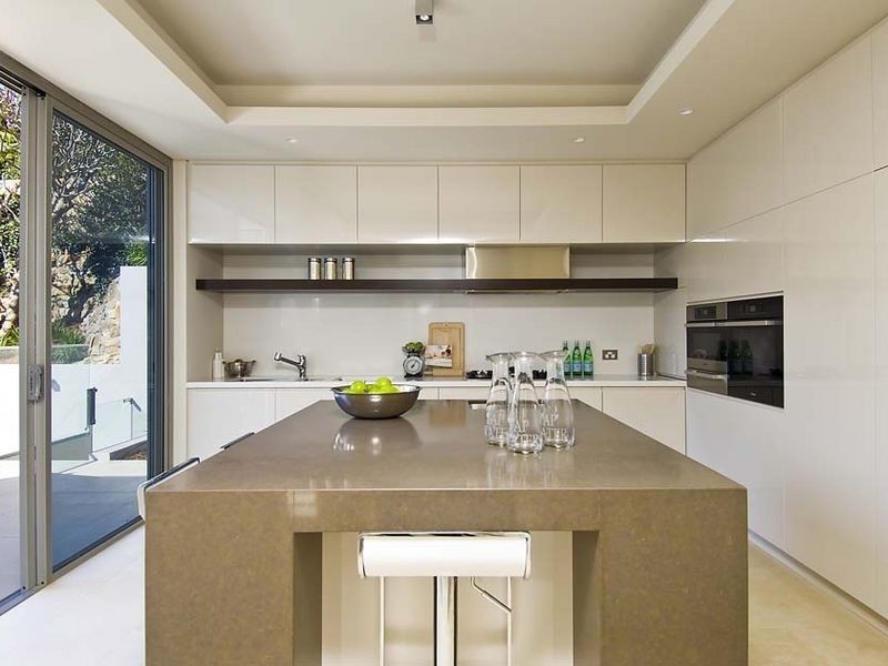 contemporary style kitchen