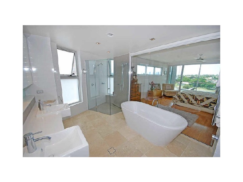 contemporary style bathroom