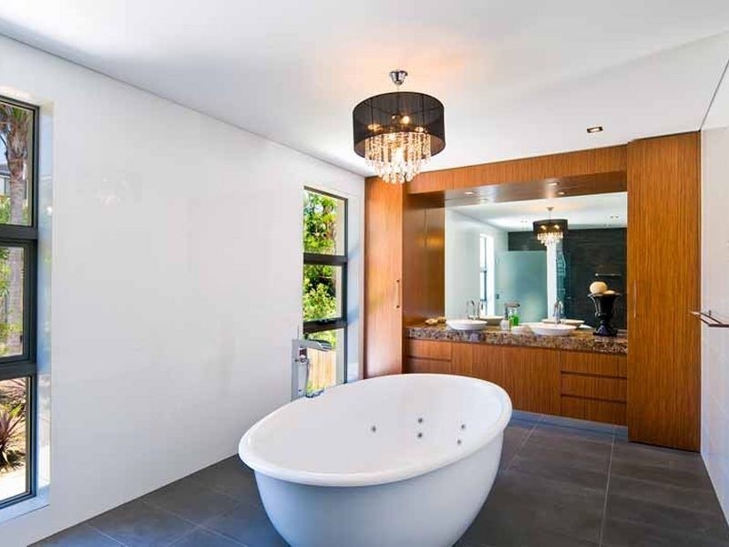 contemporary style bathroom