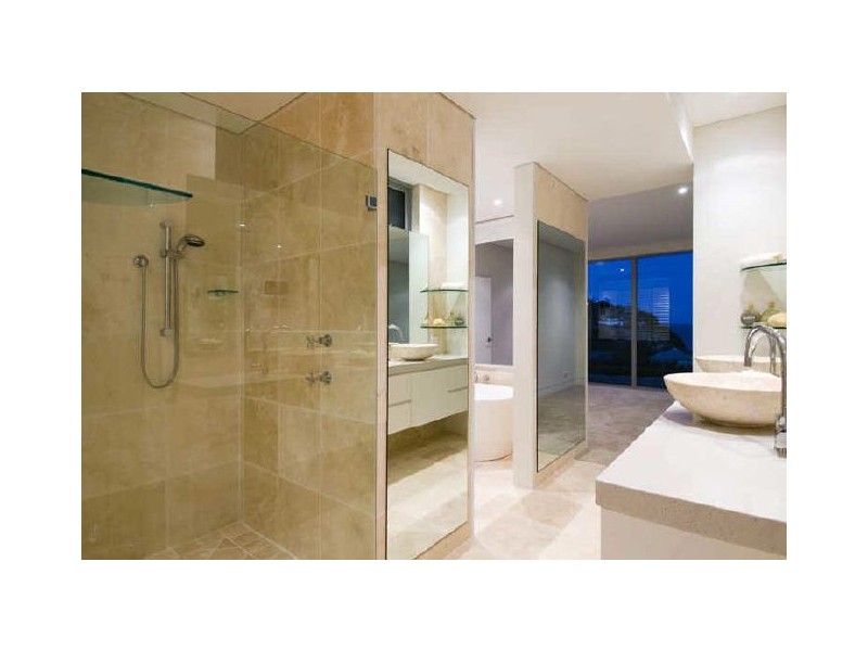 contemporary style bathroom