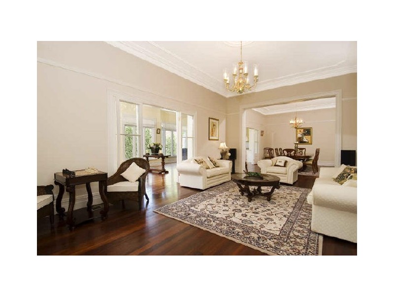 classic style living room