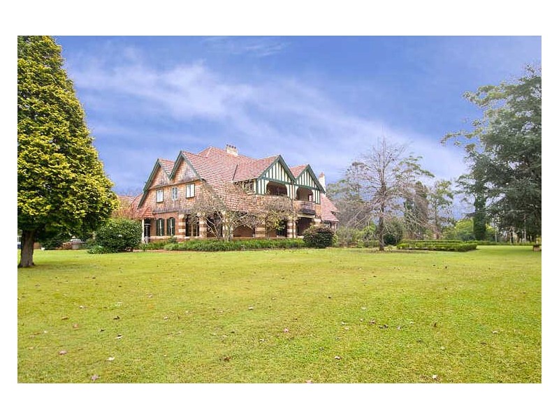 classic style living room