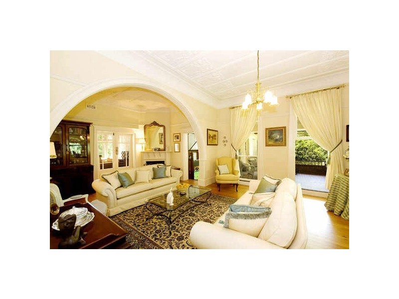 classic style living room