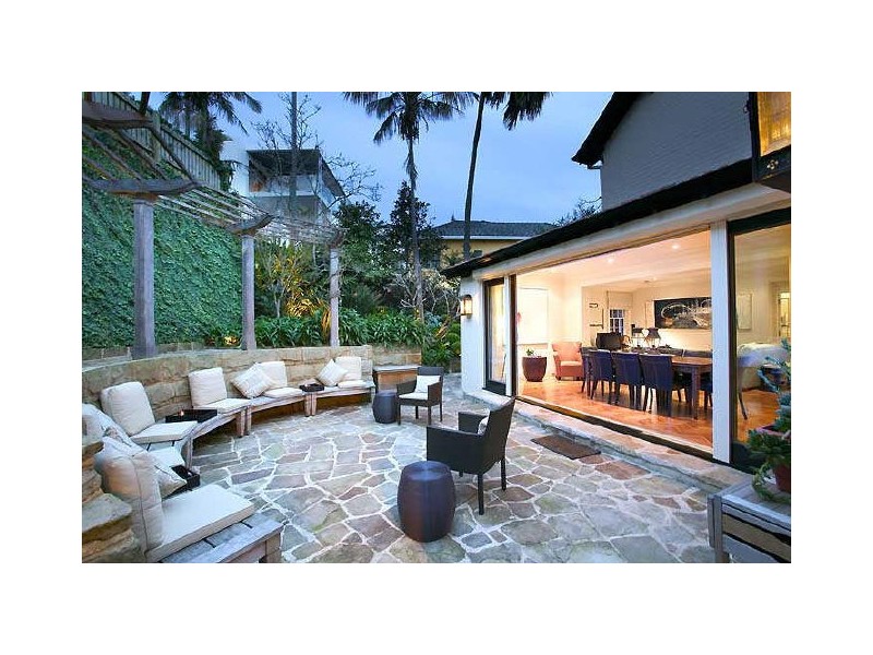 courtyard inspired style landscape