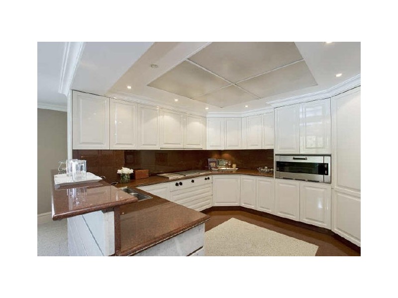 contemporary style kitchen
