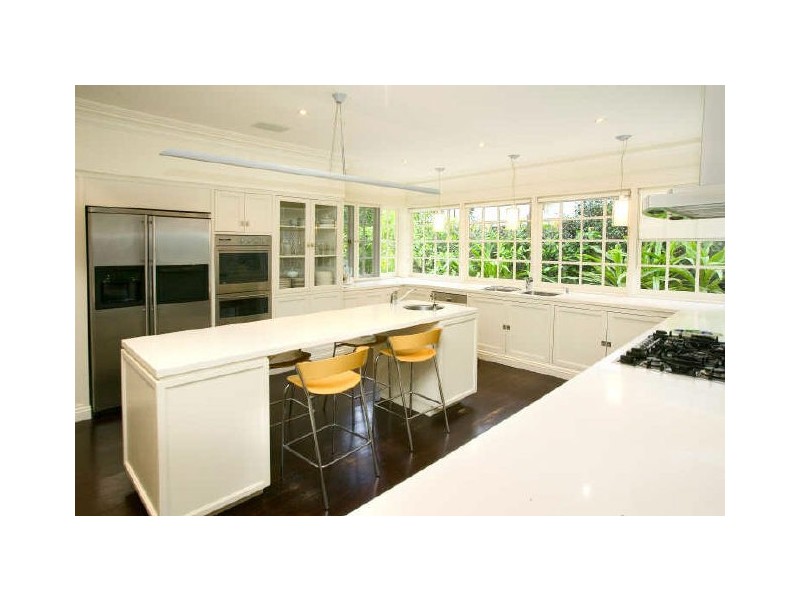 classic style kitchen