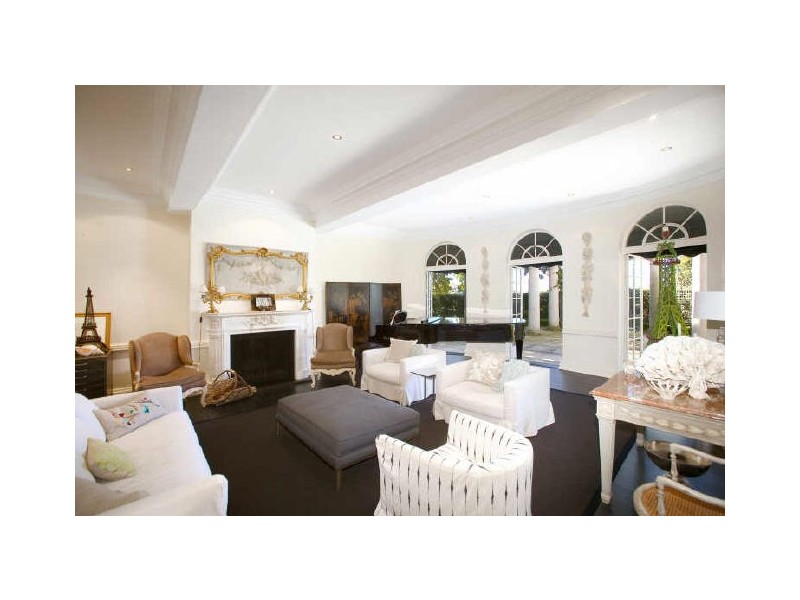 contemporary style living room