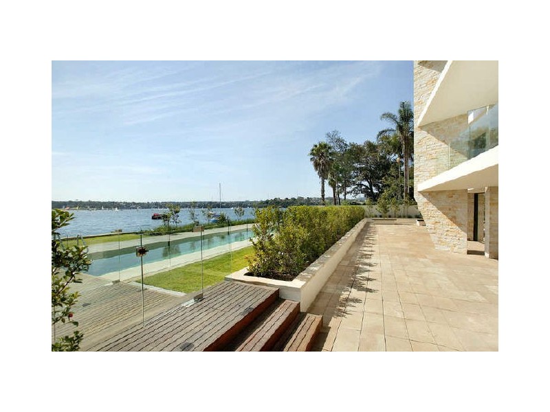 waterfront garden style landscape