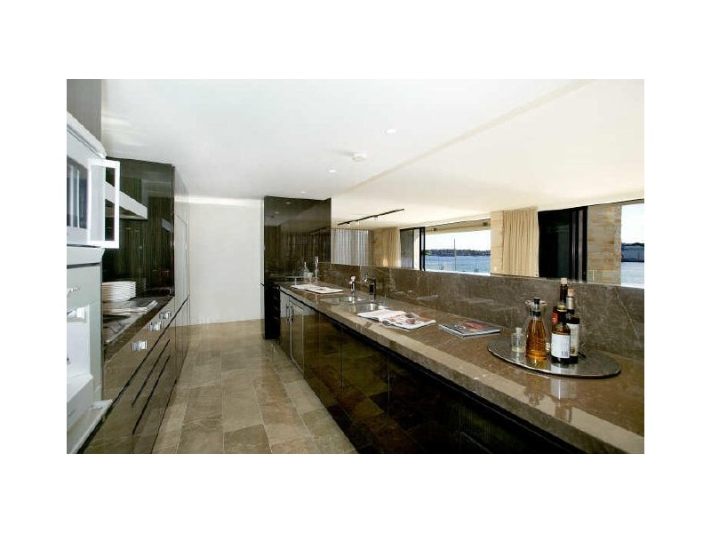 contemporary style kitchen