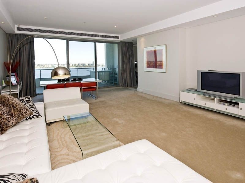 contemporary style living room