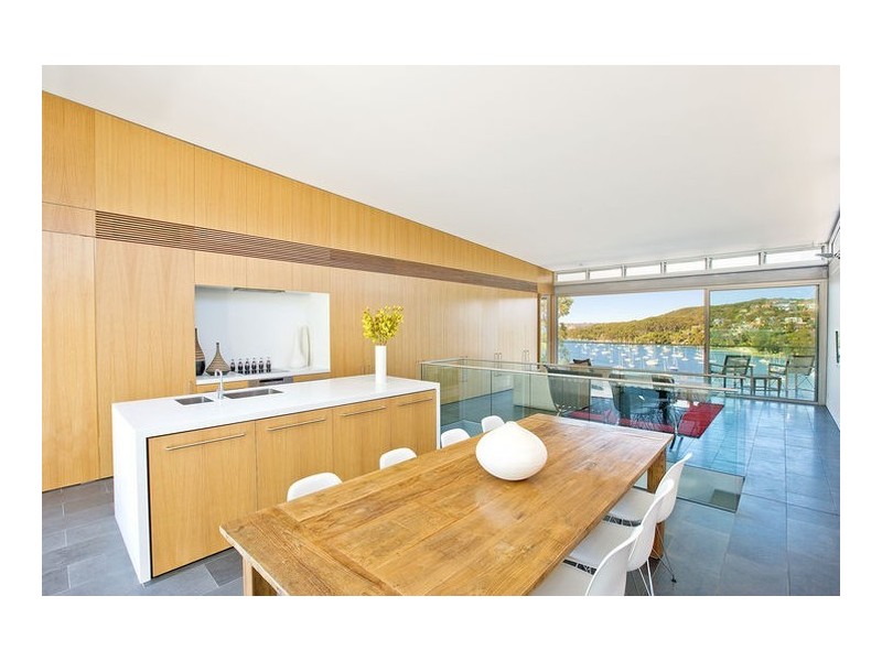 contemporary style kitchen