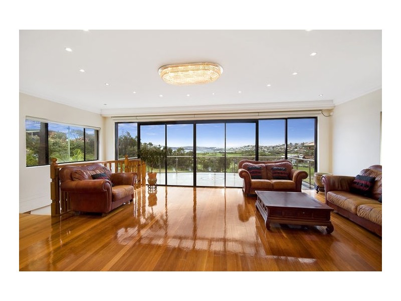 classic style living room