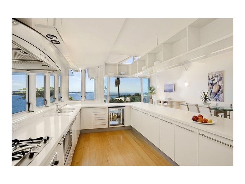 contemporary style kitchen