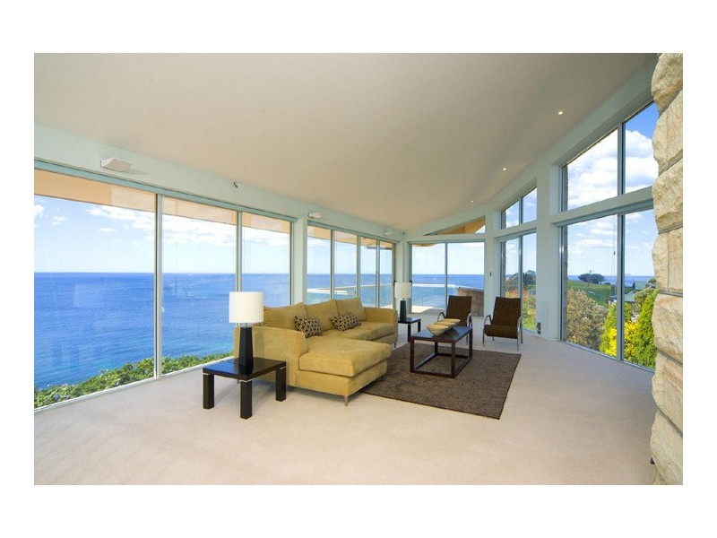 contemporary style living room