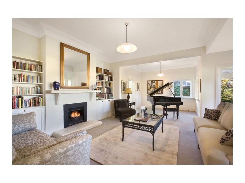 classic style living room