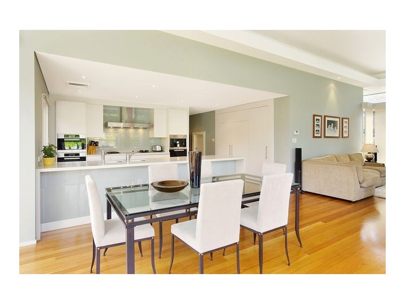 contemporary style dining room
