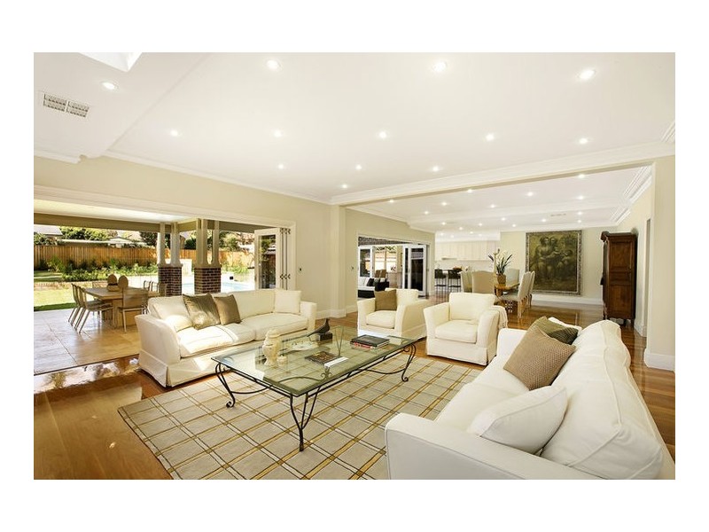 classic style living room