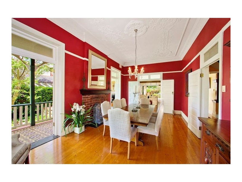 classic style living room