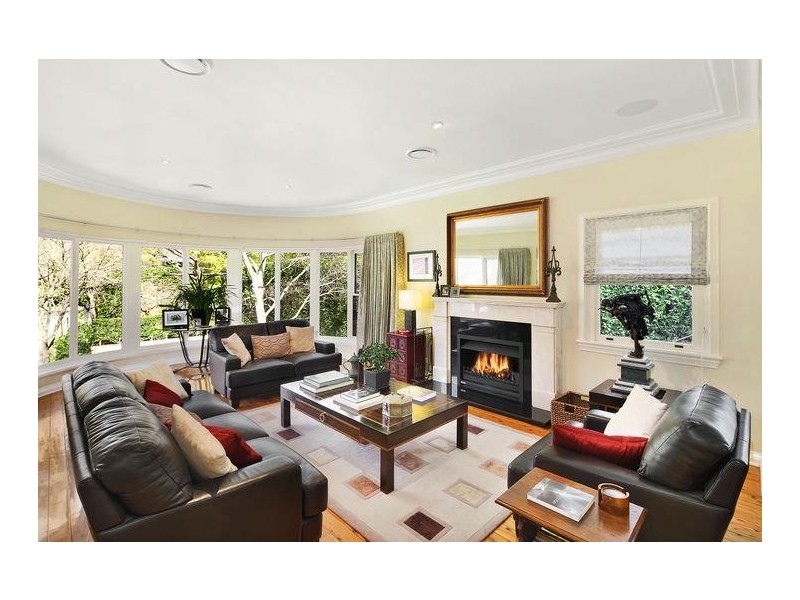 classic style living room