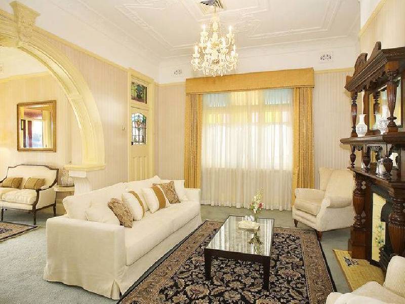 classic style living room