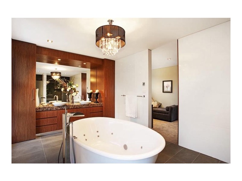contemporary style bathroom