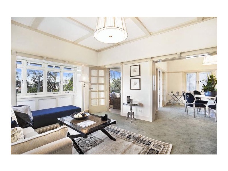 classic style living room