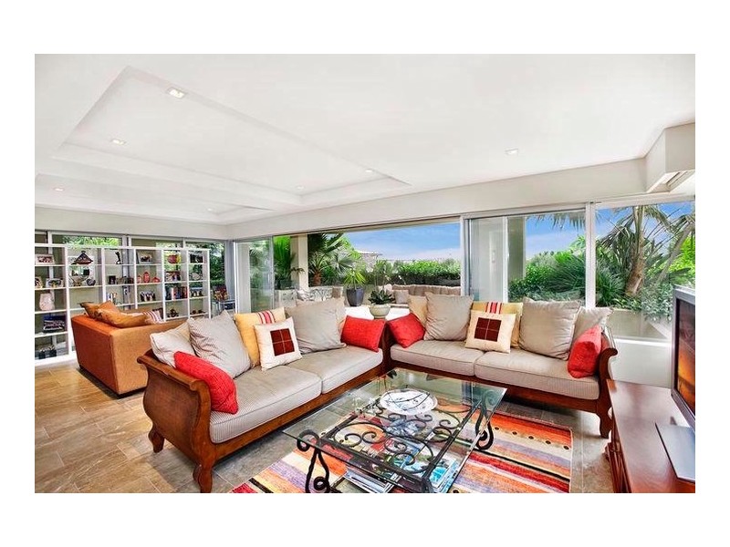 classic style living room