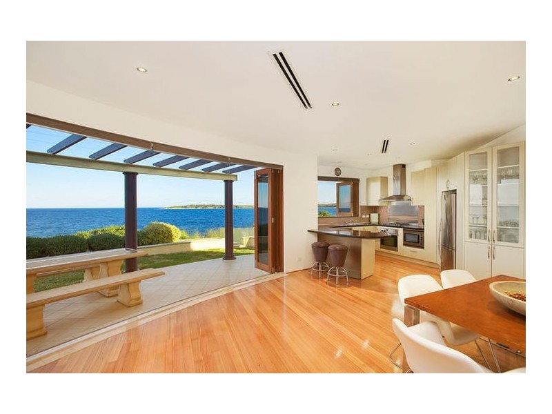 contemporary style living room