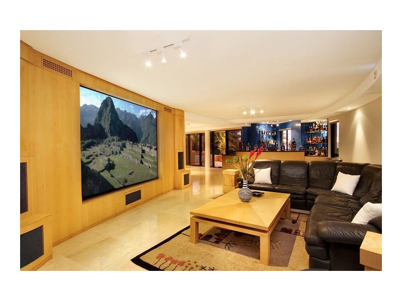 contemporary style living room