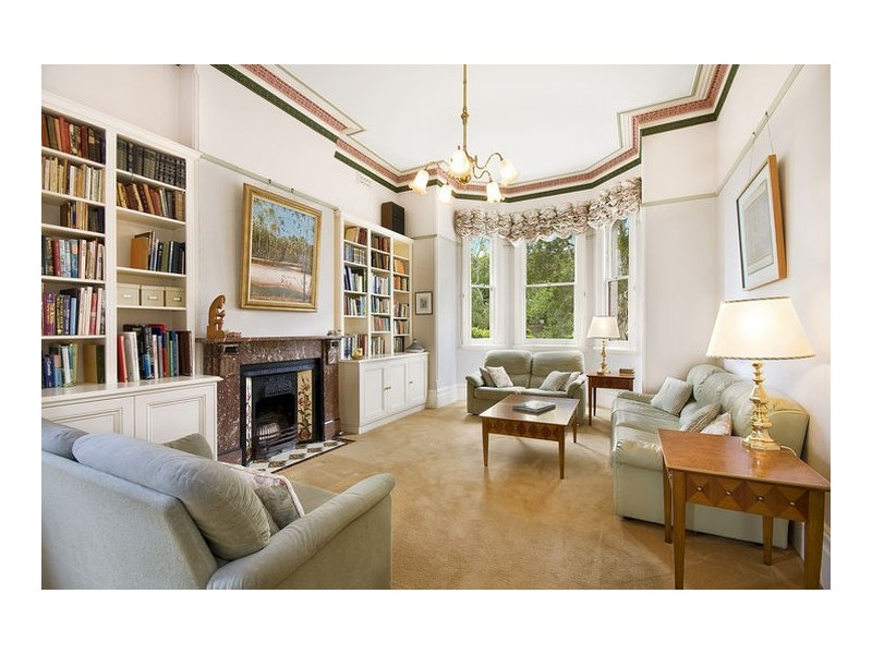classic style living room