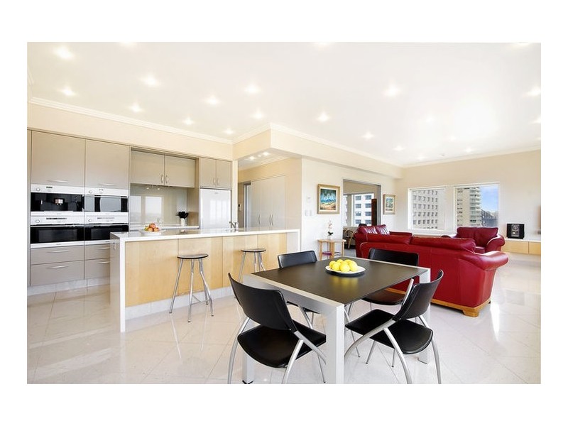 contemporary style kitchen