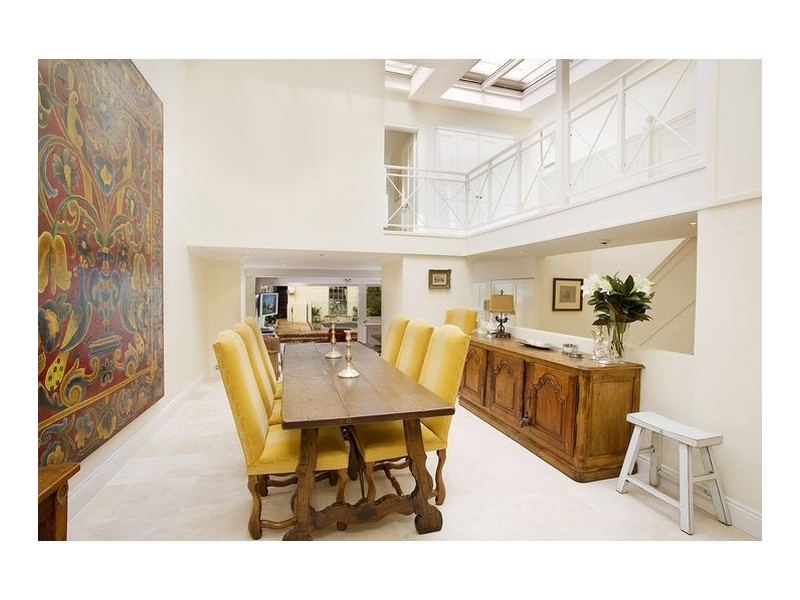 country style style dining room