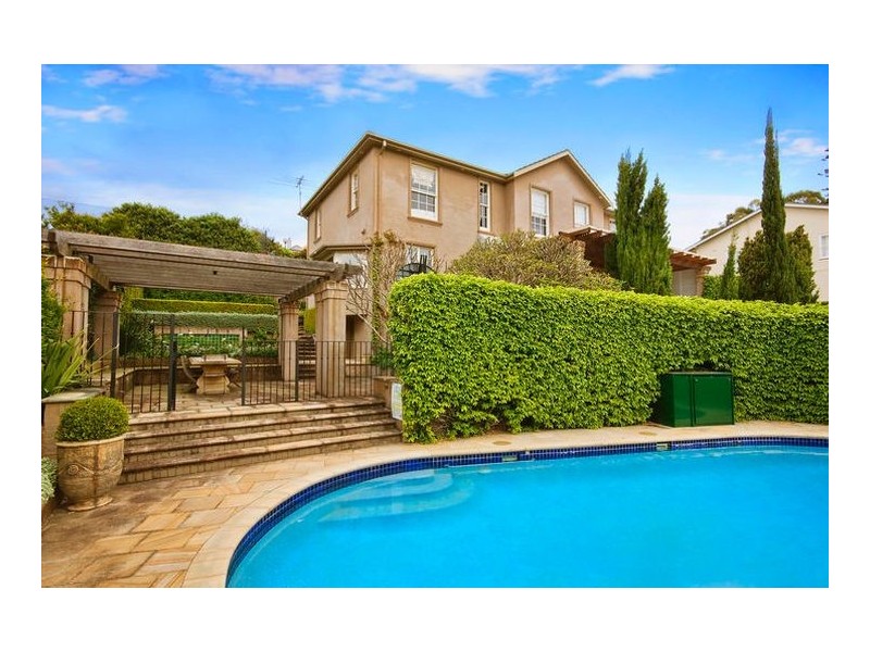 classic & elegant garden style landscape