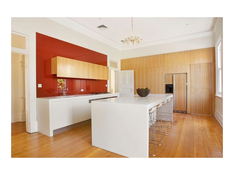 contemporary style kitchen