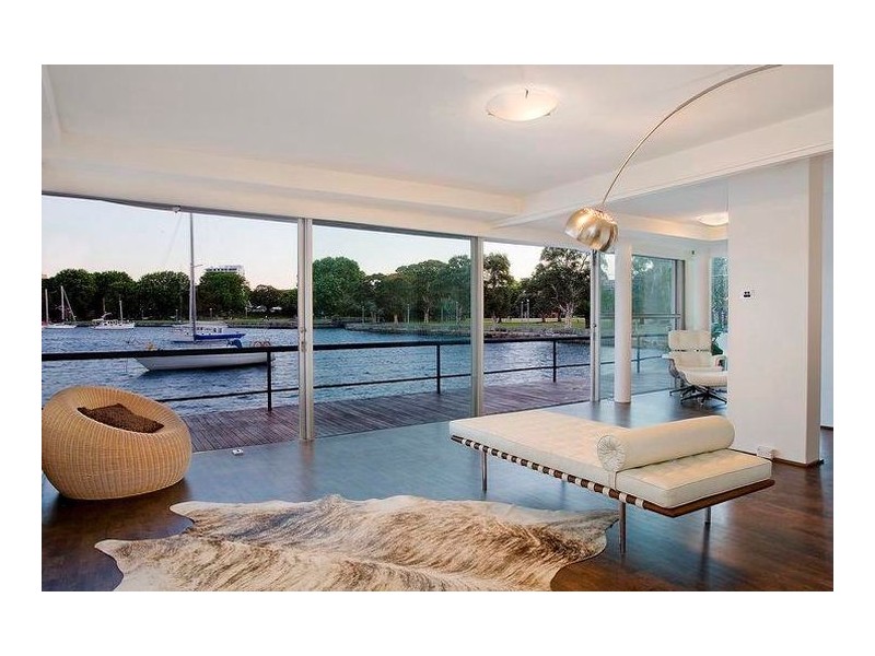 contemporary style living room