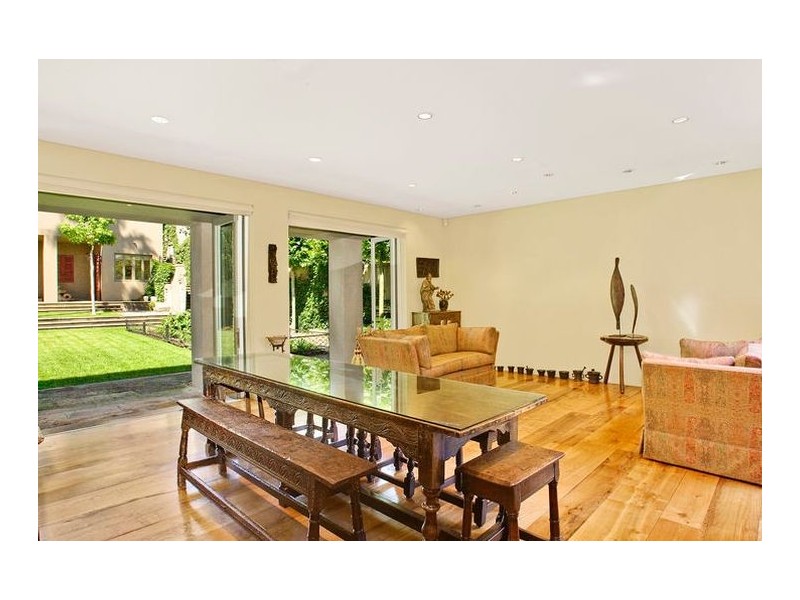 contemporary style dining room